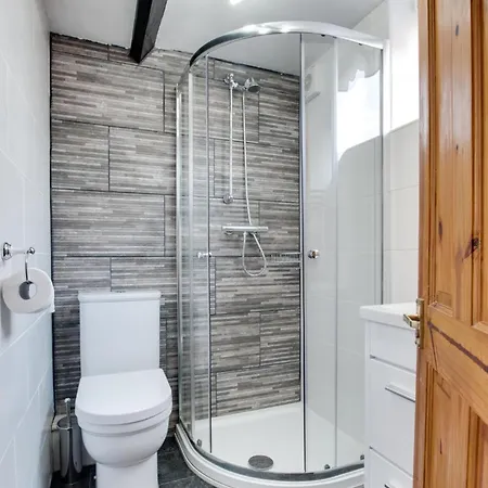 Vakantiehuis 2 Bed In Oc-w904 *