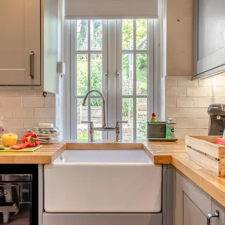 2 Bed In Oc-w904 Vakantiehuis