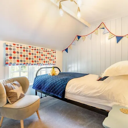 2 Bed In Oc-w904 Vakantiehuis