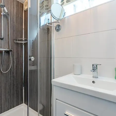 2 Bed In Oc-w904 וויטבי
